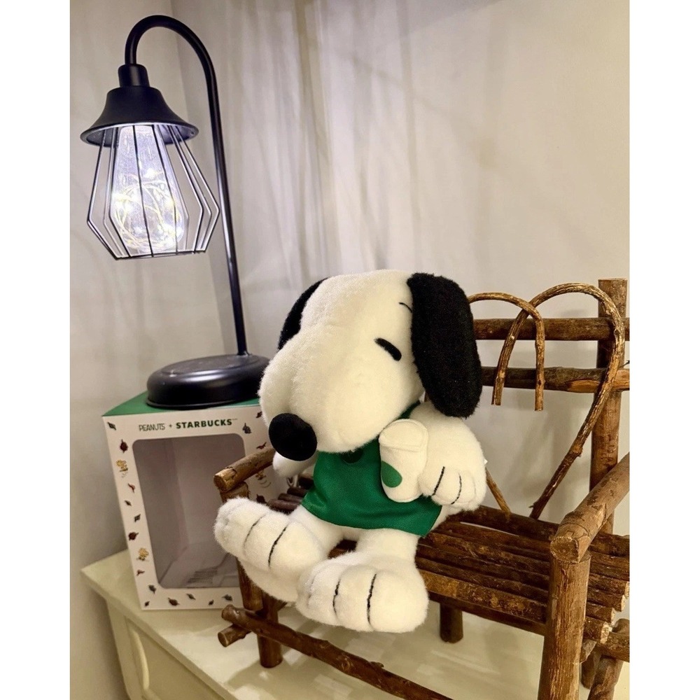 Starbucks Peanuts Collab Snoopy Barista Plush 2026 Limited Edition White Green